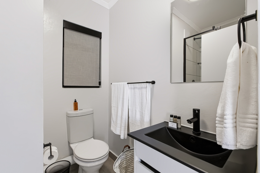 2 Bedroom Property for Sale in Plettenberg Bay Central Western Cape